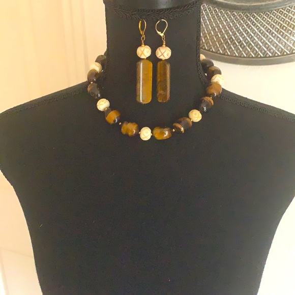 Kenneth Lane-Matching Necklace & Earrings - Picture 2 of 7